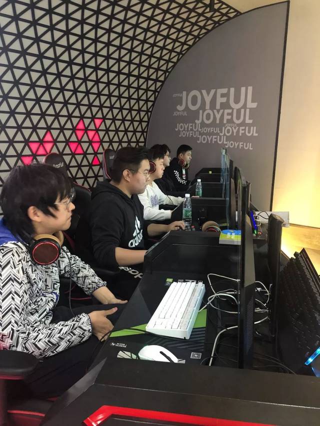 球员因为合 球员因为合