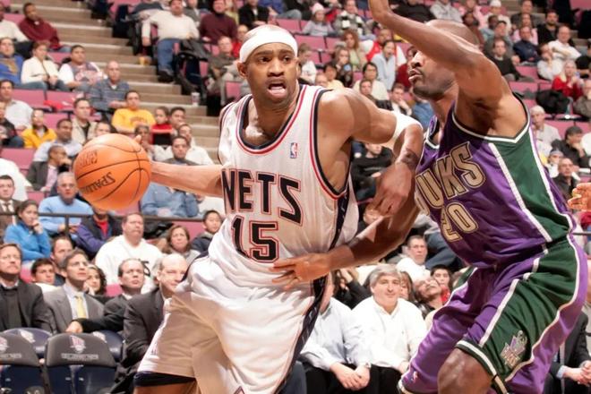 言一行都牵 言一行都牵