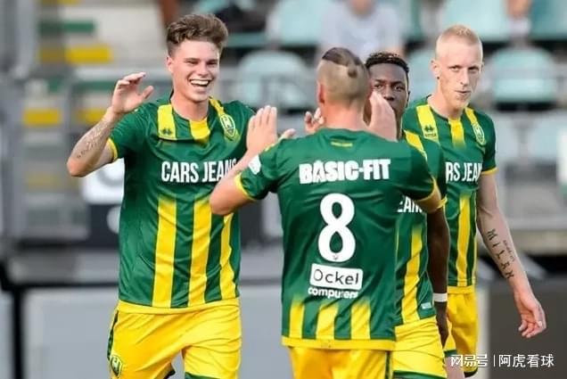 出的年轻棋 出的年轻棋